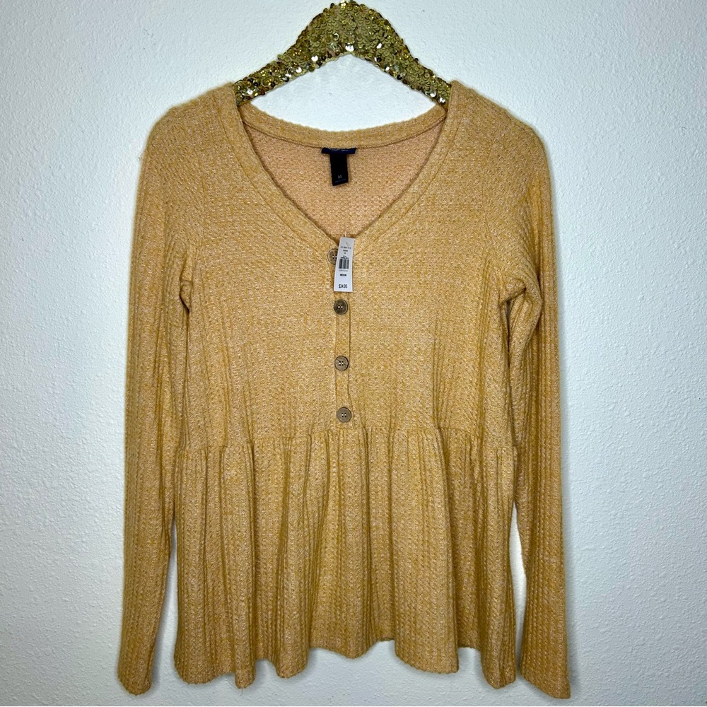 Daytrip Women's Heathered Mustard Button-Front Waffle Peplum Top M